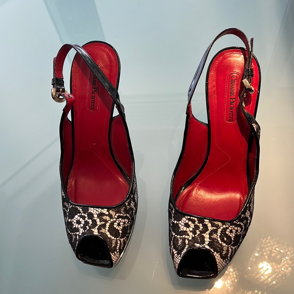 Woman’s Cesare paciotti shoes, size 39, black and white